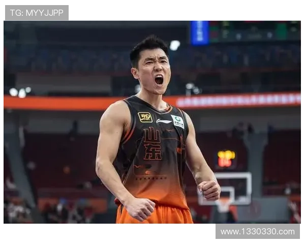 [CBA]高诗岩突破分球 陈培东三分稳稳命中.